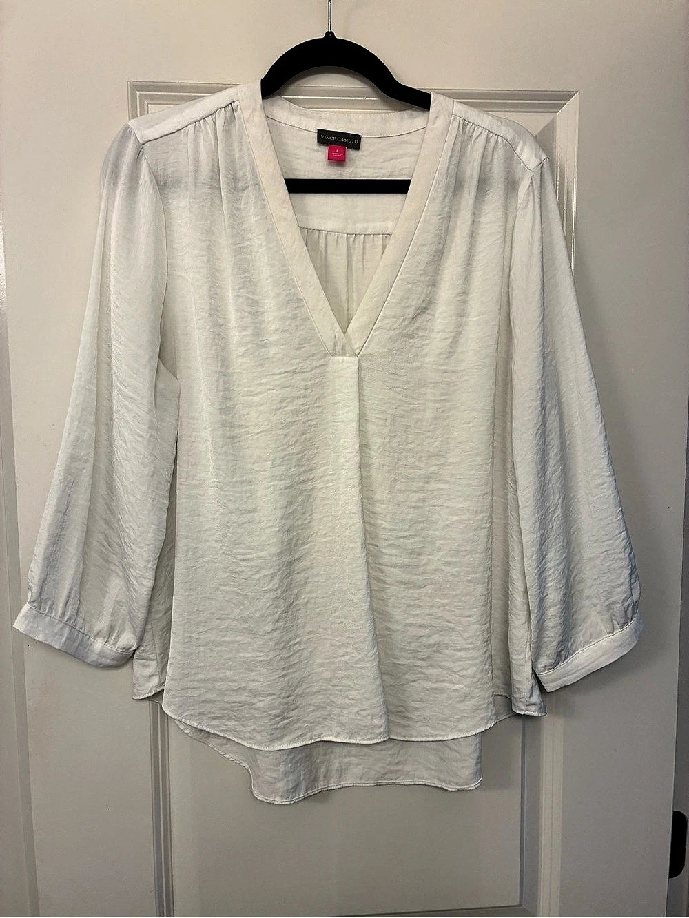 Vince Camuto White Blouse Size Large Like New